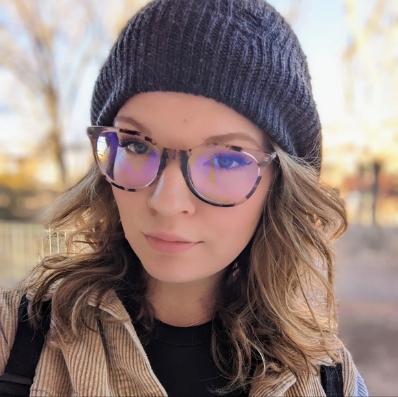 Hi, I'm Gina! - Picture 3 of 3